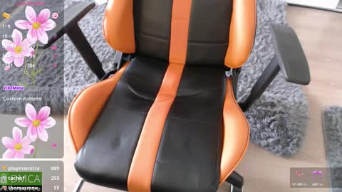 Lia online show from September 30, 4:45 am