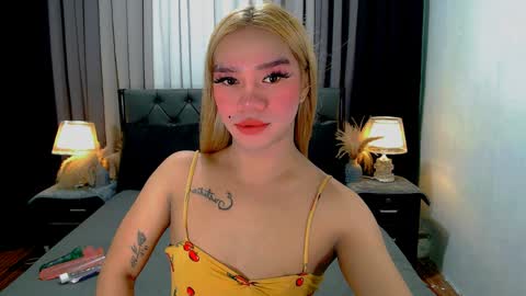 bea takashi  online show from April 10, 9:36 am