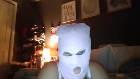 StellaMae online show from October 3, 2:10 am