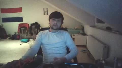 cuddlycrab48 online show from June 15, 10:35 pm
