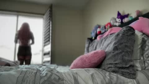 cum2charmxx online show from February 19, 7:35 pm