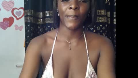 Snapshot of cum745290 chatting on September 12, 1:35 pm Judith online show from September 12, 1:35 pm