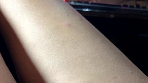 Snapshot of cum_all_over_mmee chatting on February 17, 11:54 pm im KIM new girl to spoil online show from February 17, 11:54 pm