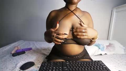 cum_central online show from December 19, 2:18 am