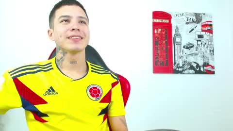cumandres online show from May 26, 3:40 pm