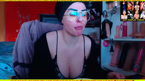 Snapshot of cuminmenowbby chatting on February 14, 3:05 pm cuminmenowbby online show from February 14, 3:05 pm