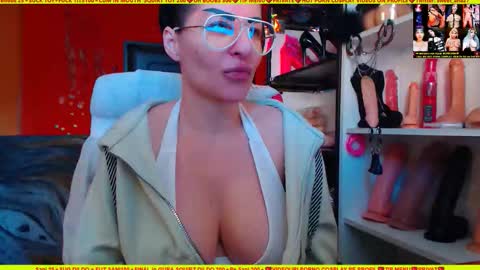 cuminmenowbby online show from October 24, 2:40 pm