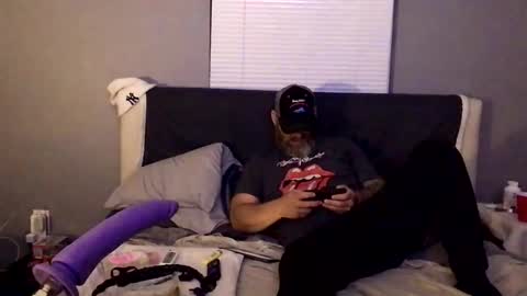 Mike Smalls online show from December 7, 8:16 am