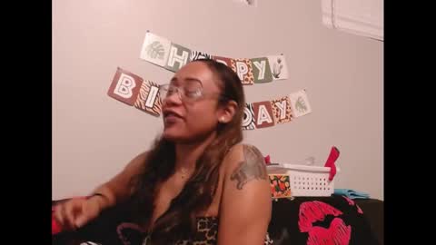 Nia Reese online show from March 8, 2:15 am