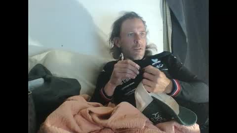 cumslutboi27 online show from February 23, 2:07 am