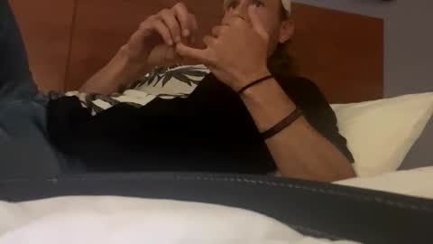 cumslutboi27 online show from March 4, 4:49 am