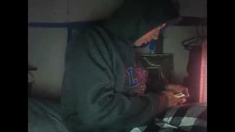 cumslutboi27 online show from January 17, 10:33 am