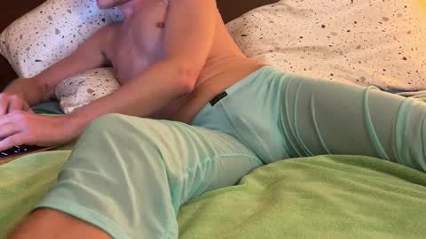 cumwatchmenut online show from October 8, 11:54 pm