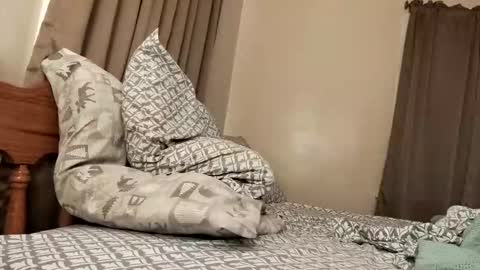 cune32 online show from March 16, 4:15 am