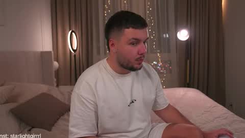 cupofloveswhisper online show from November 27, 9:33 pm