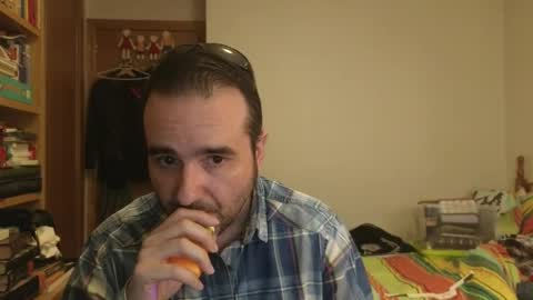 curiosillo1983 online show from May 18, 2:12 pm