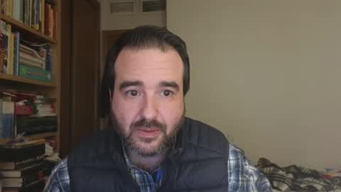 curiosillo1983 online show from March 13, 4:10 pm