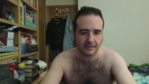 curiosillo1983 online show from April 28, 6:01 pm