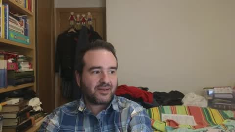 curiosillo1983 online show from May 22, 4:03 pm