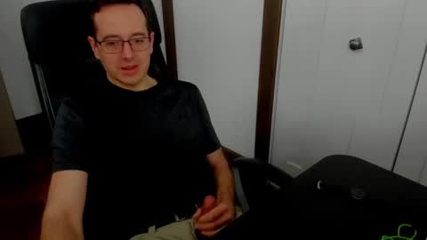 Snapshot of curious_10 chatting on February 23, 2:46 pm curious_10 online show from February 23, 2:46 pm
