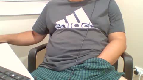 Snapshot of curious_aussie11 chatting on January 26, 2:30 pm Carl online show from January 26, 2:30 pm