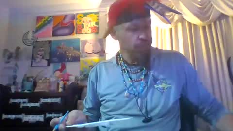 Feathers online show from December 22, 7:59 am