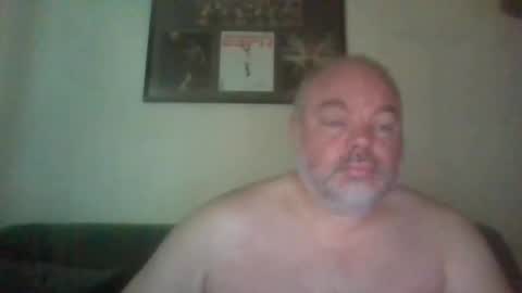 CuriousBate1 online show from May 28, 7:45 pm