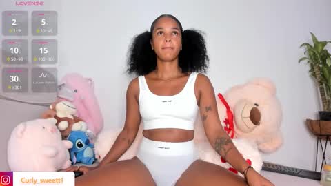 Curly  -  OF- CURLY SWEETT online show from February 23, 3:03 pm