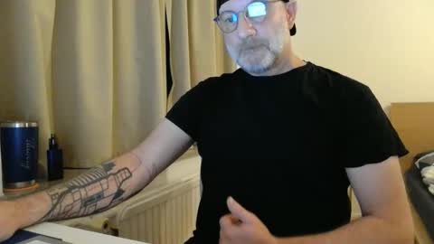 Curman85 online show from March 28, 1:40 am