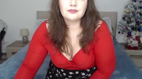 curvyanna13 online show from December 13, 3:11 pm