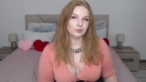 curvyanna13 online show from January 29, 5:35 pm
