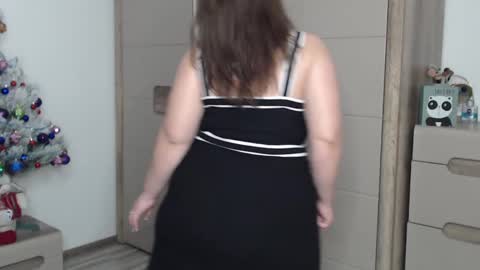 curvyanna13 online show from December 3, 6:11 pm