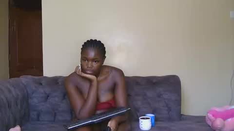 Snapshot of curvyebony1 chatting on February 7, 5:31 am curtis online show from February 7, 5:31 am