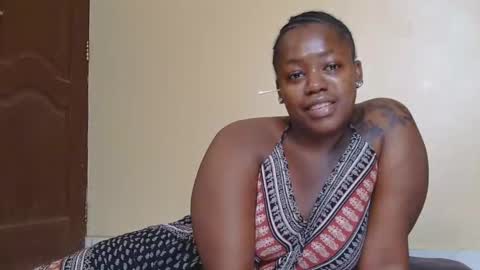Snapshot of curvyebony1 chatting on February 27, 12:23 pm curtis online show from February 27, 12:23 pm