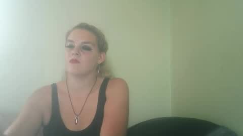 curvymom2025 online show from September 26, 8:17 pm