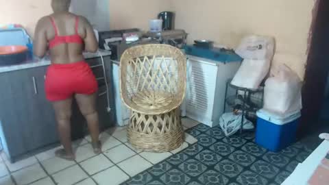 curvypear76x online show from January 9, 1:35 pm