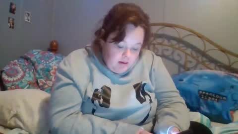 dahlia -kim online show from February 1, 12:15 pm