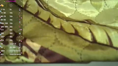 Curvy online show from March 7, 7:25 pm