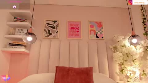 Amber  online show from November 12, 9:50 pm