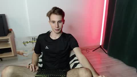 Im Brian online show from November 2, 5:02 pm