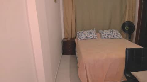 Sara online show from November 10, 4:37 am