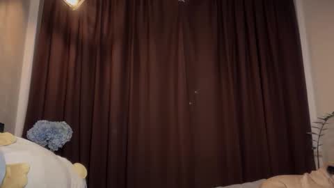 cute_bubbles online show from September 19, 6:11 pm