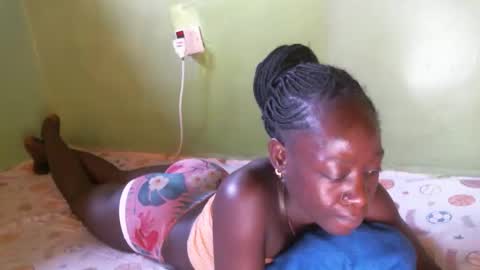 cute_doria online show from September 29, 1:54 pm