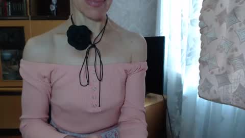 cute_lion_ online show from February 2, 9:29 am