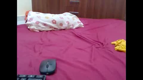 cute_lizah online show from October 13, 7:54 am