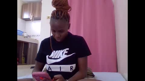 cute_lizah online show from March 3, 8:49 am