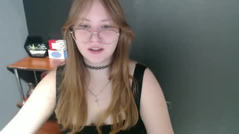 Snapshot of cute_minx chatting on January 30, 7:39 am Veronica online show from January 30, 7:39 am