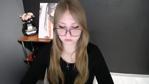 Veronica online show from November 28, 8:21 am