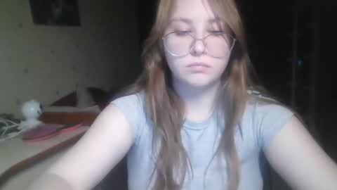 Snapshot of cute_minx chatting on March 8, 7:42 pm Veronica online show from March 8, 7:42 pm