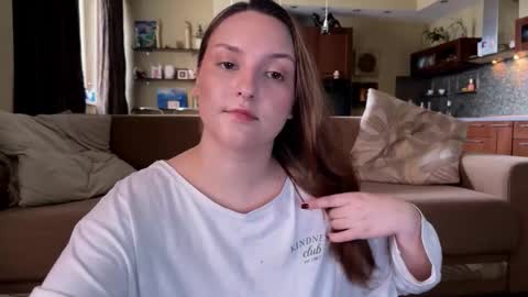 cute_next_door online show from September 19, 9:35 am